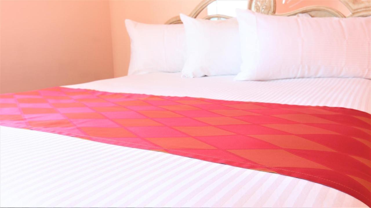 Crystal Star Inn Edmonton Airport With Free Shuttle To And From Airport Leduc Exteriör bild